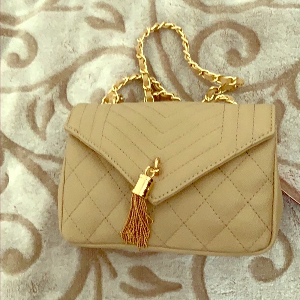 Cross body purse